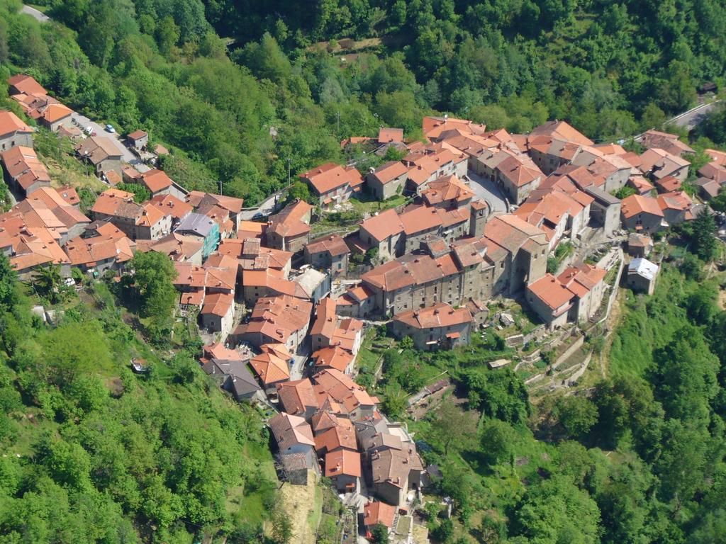 Il Borgo Dei Corsi - Charming Holiday Apartments Ortignano Raggiolo Buitenkant foto