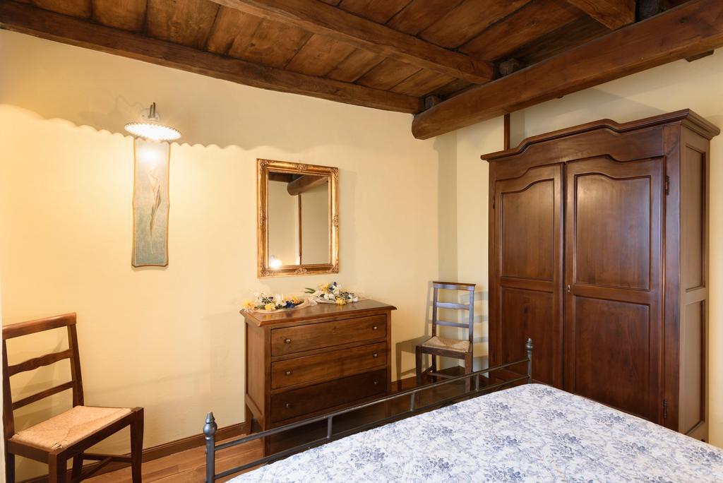 Il Borgo Dei Corsi - Charming Holiday Apartments Ortignano Raggiolo Buitenkant foto