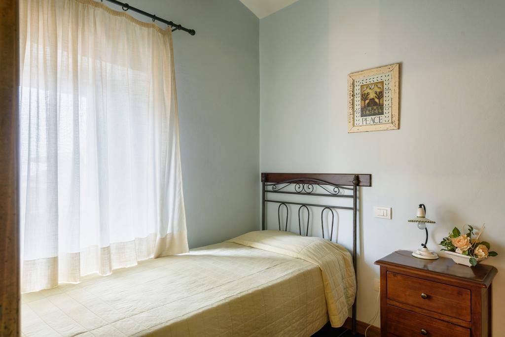 Il Borgo Dei Corsi - Charming Holiday Apartments Ortignano Raggiolo Buitenkant foto