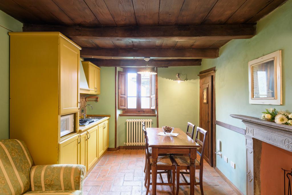 Il Borgo Dei Corsi - Charming Holiday Apartments Ortignano Raggiolo Buitenkant foto