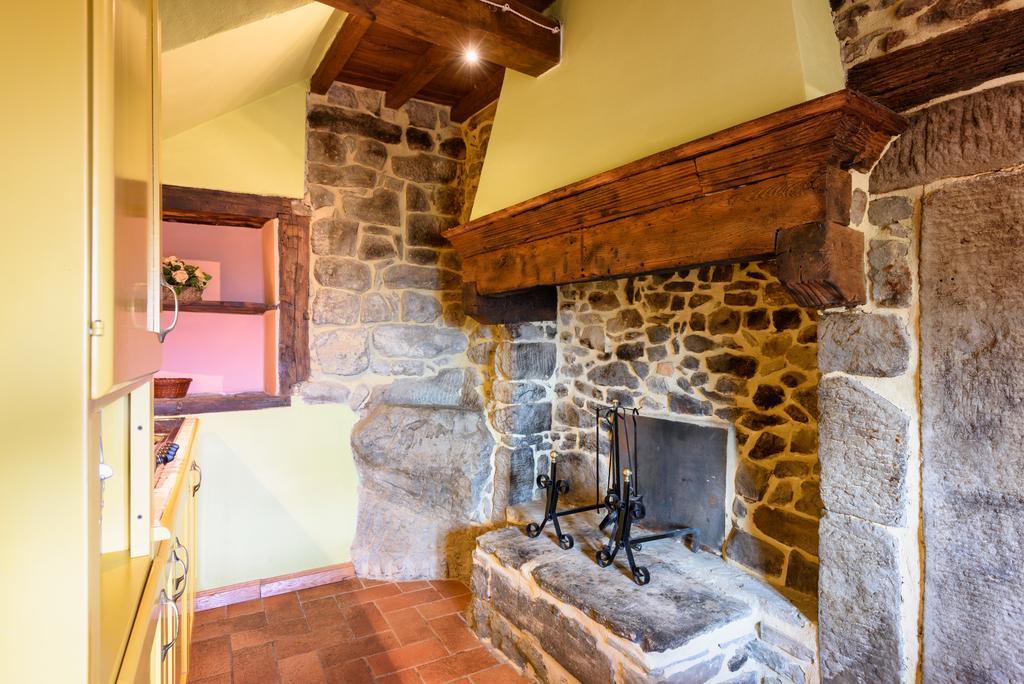 Il Borgo Dei Corsi - Charming Holiday Apartments Ortignano Raggiolo Buitenkant foto